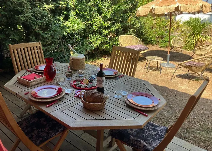 La Maison Des Pins Les Abatilles *