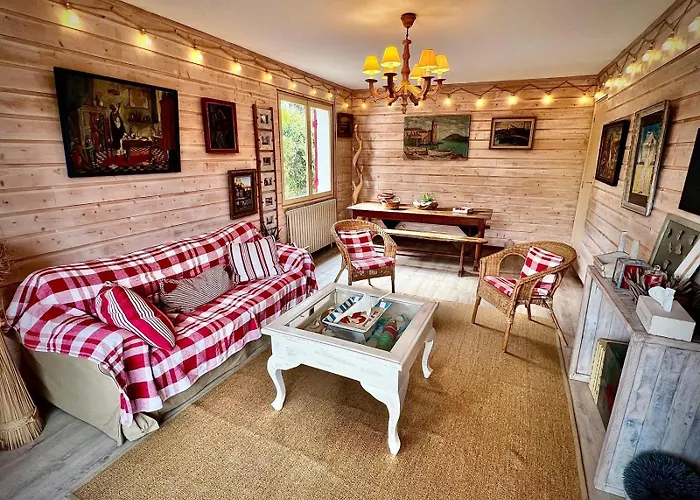 La Maison Des Pins Les Abatilles