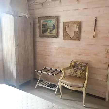 펜션 La Maison Des Pins Les Abatilles *