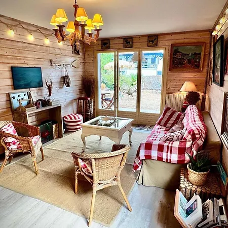 Ferienhaus La Maison Des Pins Les Abatilles Arcachon